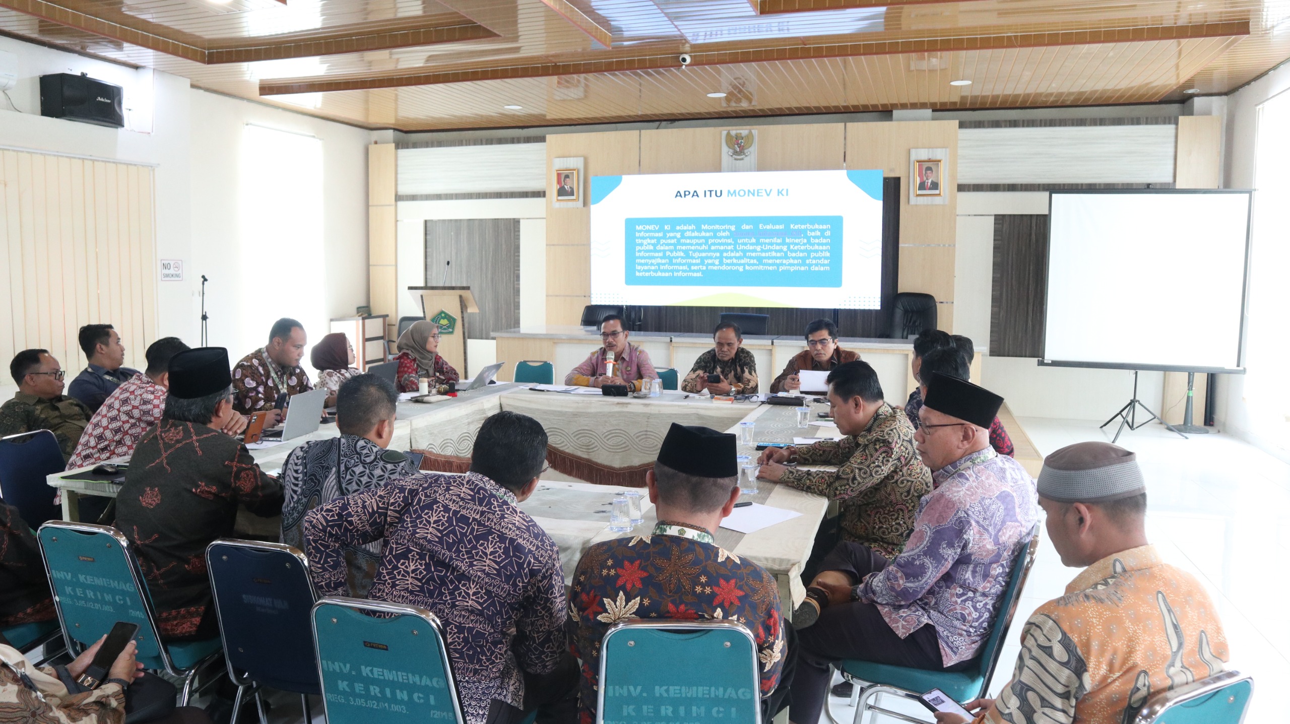 Mantapkan Keterbukaan Informasi Publik, Kemenag Kerinci Gelar Rapat Evaluasi dan Pra Visitasi KI